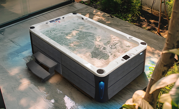 Deck Series Raleigh hot tubs for sale